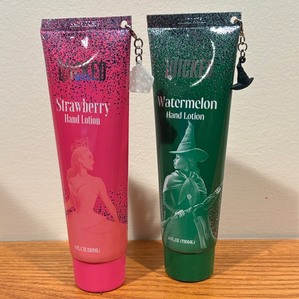 Wicked Hand Lotion Glinda and Elphaba Set